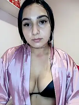 Juanamd1 online show from January 16, 2025, 11:48 am