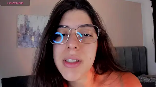 Snapshot of dakotaa__ chatting on February 18, 2025, 8:47 pm dakotaa   online show from February 18, 2025, 8:47 pm