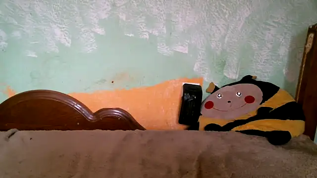 DennisXCaroll online show from October 6, 2025, 7:20 am