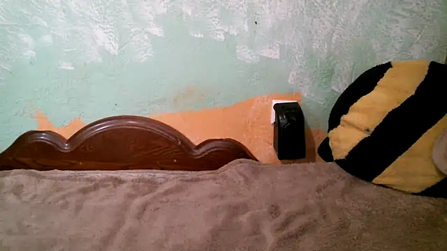 DennisXCaroll online show from October 31, 2025, 8:22 am