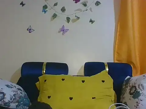 Bigass mee  online show from September 18, 2025, 10:02 pm