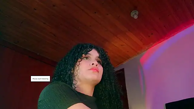 Snapshot of amaia_escotet chatting on September 15, 2025, 2:28 pm amaia escotet online show from September 15, 2025, 2:28 pm
