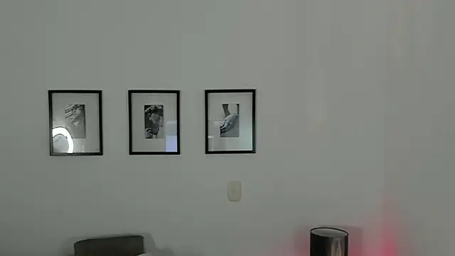 Snapshot of Dereck_vega chatting on November 1, 2025, 9:19 pm Dereck vega online show from November 1, 2025, 9:19 pm