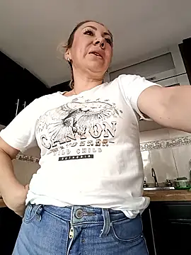 Snapshot of coral_smitth chatting on September 29, 2025, 7:19 pm coral smitth online show from September 29, 2025, 7:19 pm