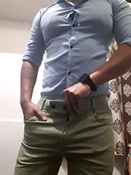 Guyinshortss online show from February 15, 2026, 8:08 pm