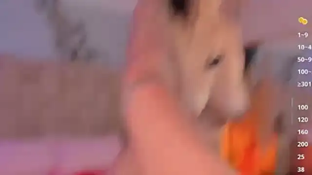 EmmaTorres  online show from April 10, 2026, 7:04 am