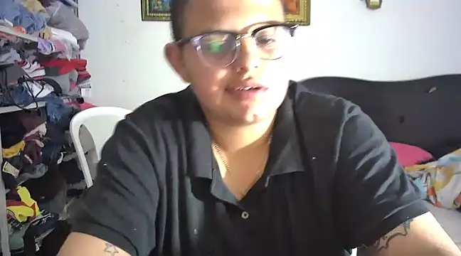 Snapshot of tatsumi_nao chatting on February 8, 2025, 10:39 am tatsumi nao online show from February 8, 2025, 10:39 am