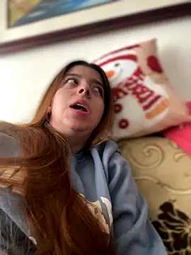 Cloew Marz online show from December 18, 2025, 4:22 pm