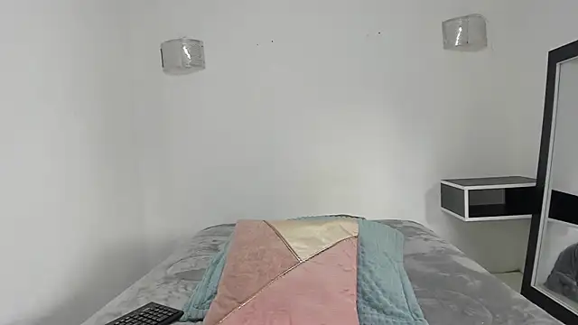 Pandora gu online show from February 19, 2025, 10:09 pm