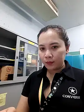 Benlla2802 online show from December 14, 2024, 4:08 pm