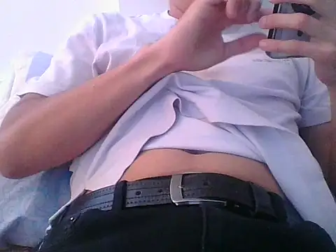 Snapshot of Juan2323hot chatting on October 10, 2025, 8:09 pm Juan2323hot online show from October 10, 2025, 8:09 pm