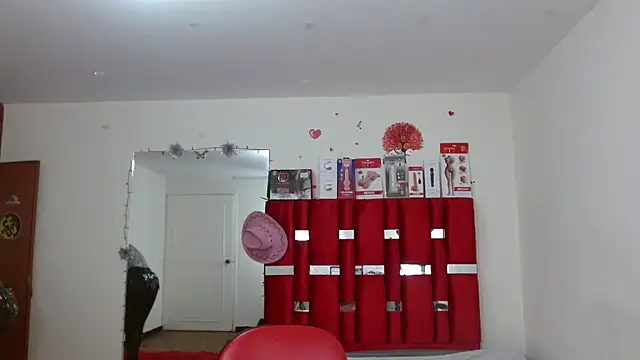 krystal thomson online show from October 3, 2025, 4:08 pm