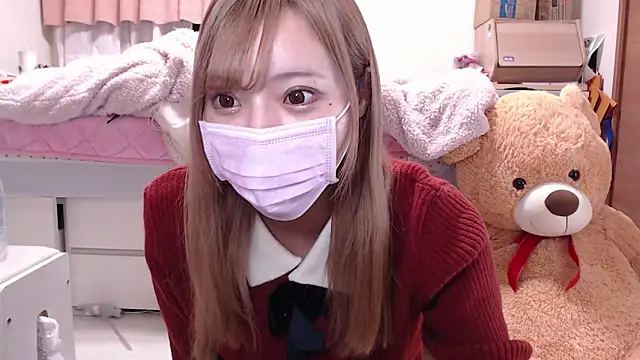 Snapshot of _chanMOMO_ chatting on January 2, 2025, 2:57 pm  chanMOMO  online show from January 2, 2025, 2:57 pm