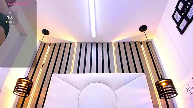 Snapshot of Cutie_Shy_ chatting on January 9, 2026, 7:32 pm Cutie Shy online show from January 9, 2026, 7:32 pm