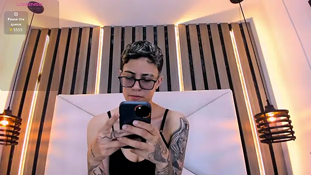 Cutie Shy  online show from March 3, 2026, 6:59 pm