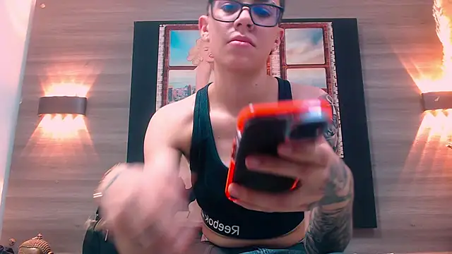 Snapshot of Cutie_Shy_ chatting on November 26, 2025, 6:41 pm Cutie Shy online show from November 26, 2025, 6:41 pm