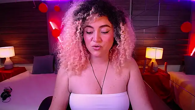 Kateryn  online show from February 20, 2025, 10:37 pm