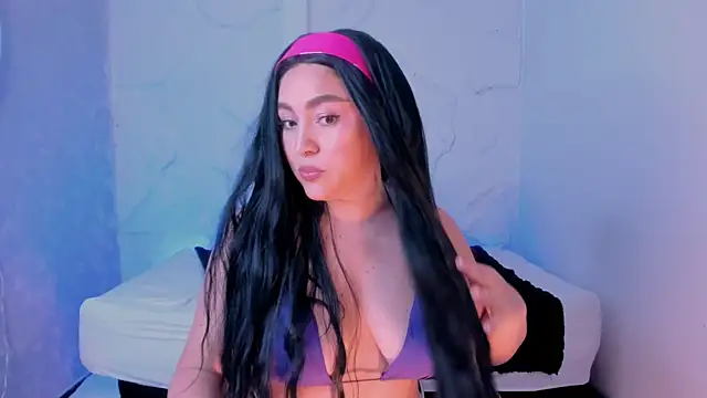 Snapshot of Kateryn_ chatting on October 4, 2025, 8:43 pm Kateryn online show from October 4, 2025, 8:43 pm