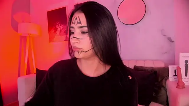 lara madisson online show from October 30, 2025, 8:34 am