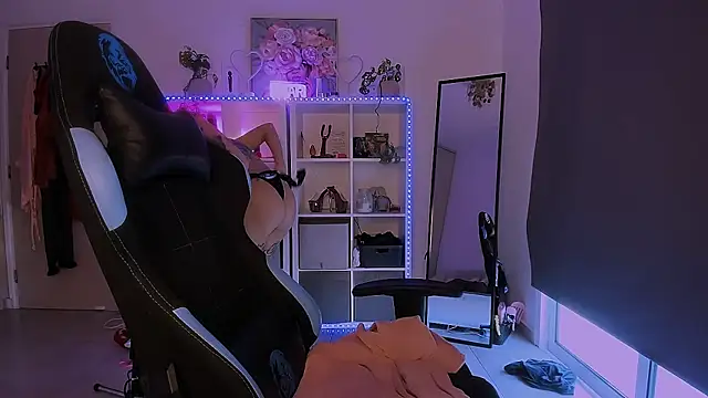 Lara Bergmann online show from February 17, 2026, 10:56 am