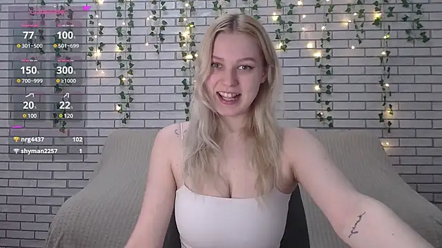 Snapshot of EmiliaDuchess chatting on February 20, 2025, 6:50 am EmiliaDuchess online show from February 20, 2025, 6:50 am