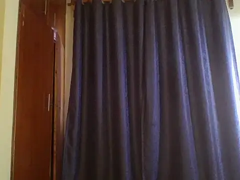 Apple bitch online show from April 6, 2026, 4:57 am