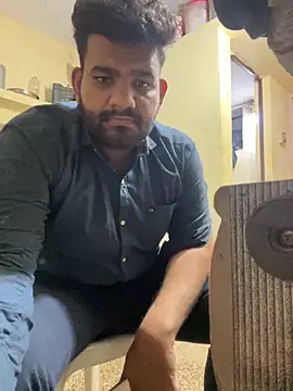 Snapshot of hairyboy69 chatting on February 7, 2025, 7:49 pm hairyboy69 online show from February 7, 2025, 7:49 pm