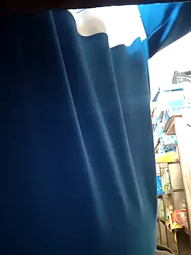 Snapshot of Srmotrs chatting on October 4, 2025, 6:15 am Srmotrs online show from October 4, 2025, 6:15 am