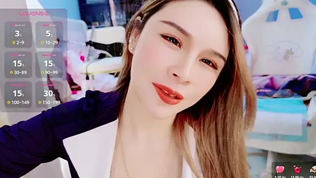 HU131452 online show from December 14, 2024, 11:34 pm