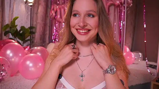 Snapshot of AnnLevine chatting on September 21, 2025, 2:44 pm AnnLevine online show from September 21, 2025, 2:44 pm