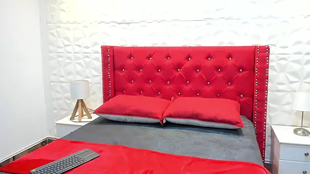 Snapshot of Aria_Buitrago chatting on March 7, 2025, 2:34 pm Aria Buitrago online show from March 7, 2025, 2:34 pm