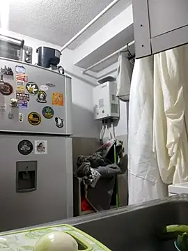 YouliteSllut2 online show from March 7, 2025, 1:42 am