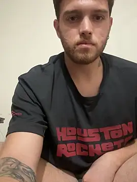 Snapshot of Franso13 chatting on October 27, 2025, 12:22 am Franso13 online show from October 27, 2025, 12:22 am