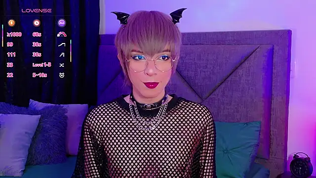 Snapshot of Sammy_Russell chatting on September 30, 2025, 8:31 am Sammy Russell online show from September 30, 2025, 8:31 am