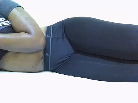 Snapshot of sweetangel41 chatting on October 1, 2025, 8:13 pm sweetangel41 online show from October 1, 2025, 8:13 pm