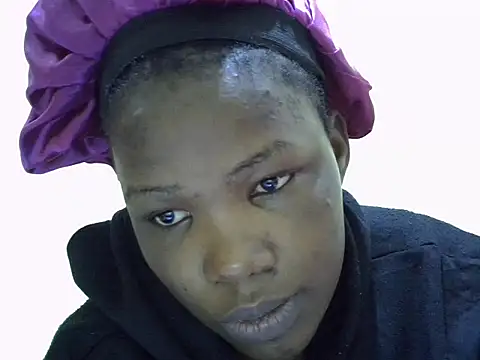 Snapshot of sweetangel41 chatting on October 1, 2025, 5:56 am sweetangel41 online show from October 1, 2025, 5:56 am