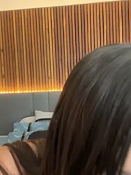 Snapshot of EmiilyAdams_ chatting on March 19, 2025, 9:16 pm EmiilyAdams online show from March 19, 2025, 9:16 pm