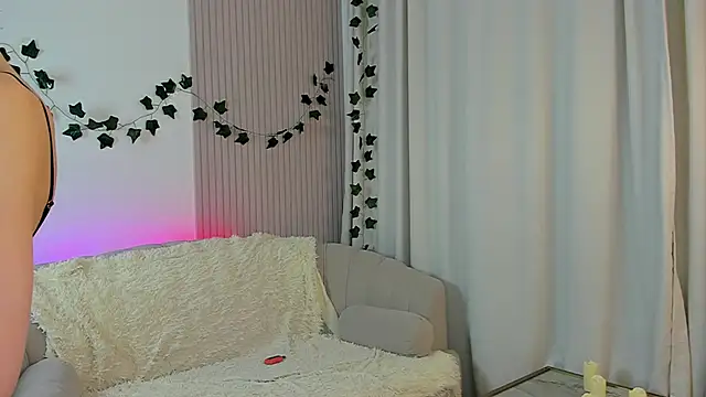 CindyGarrison online show from January 16, 2025, 2:09 am