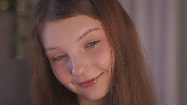 Snapshot of CindyGarrison chatting on October 26, 2025, 1:17 am CindyGarrison online show from October 26, 2025, 1:17 am