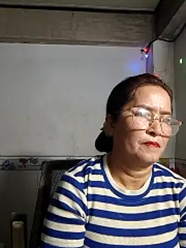 Snapshot of phnz chatting on January 17, 2026, 12:09 pm phnz online show from January 17, 2026, 12:09 pm