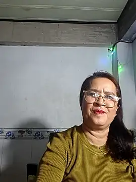 Snapshot of phnz chatting on February 18, 2026, 6:48 pm phnz online show from February 18, 2026, 6:48 pm