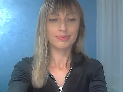 EffectMaya online show from October 8, 2025, 3:24 pm