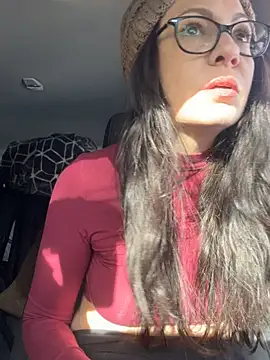 BeautifulMesss online show from December 15, 2025, 4:24 pm