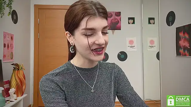 Bunny ShyGirl online show from March 20, 2025, 7:47 am
