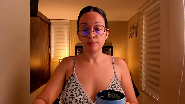 anabel 025 online show from December 20, 2025, 12:41 pm