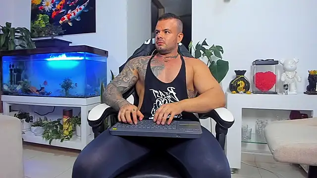 Johnnygrayson1 online show from October 28, 2025, 11:58 pm