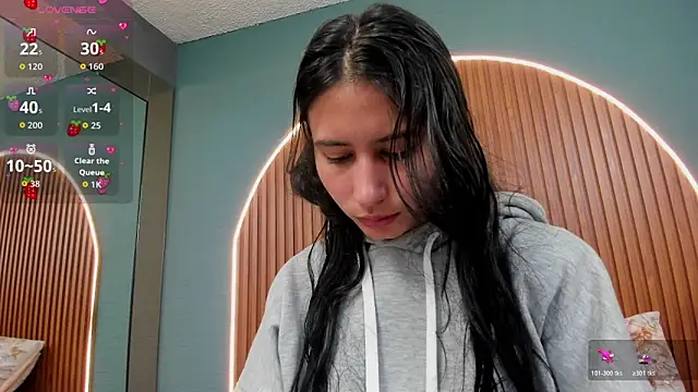 NayeCloud online show from October 29, 2025, 3:27 am