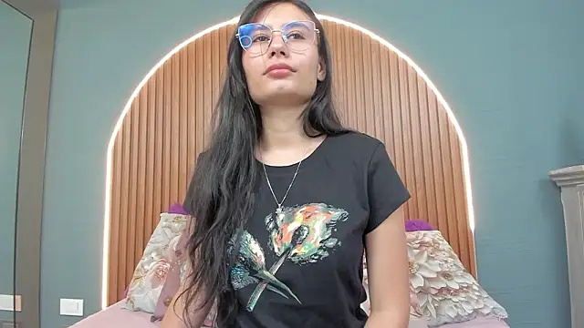 NayeCloud online show from February 7, 2026, 3:47 am