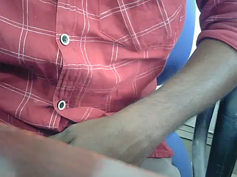 Snapshot of dg1604 chatting on November 6, 2025, 7:23 am dg1604 online show from November 6, 2025, 7:23 am