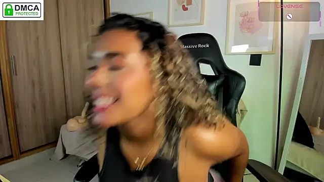 aleja montiel   online show from January 14, 2026, 12:53 pm